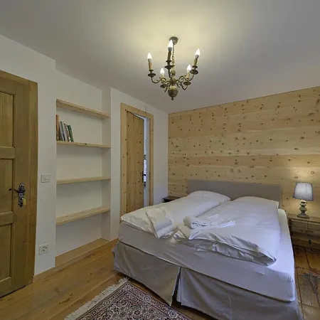 Apartment Chesa Ilaria - St. Moritz