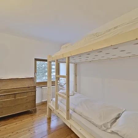 Chesa Ilaria - Apartment