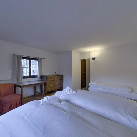 Szálloda Chesa Ilaria -